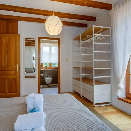 Villa Sveti Jakov *