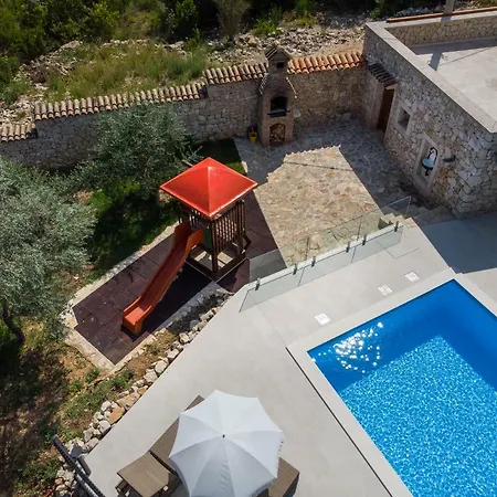 Villa Sveti Jakov *